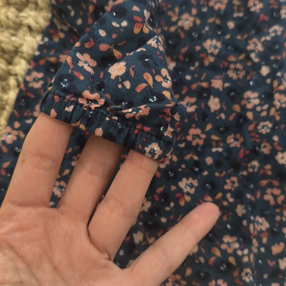 Carters top - Picture 2 of 3